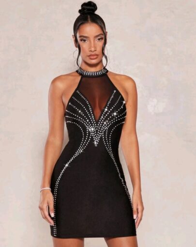 Vestido Negro (1666)